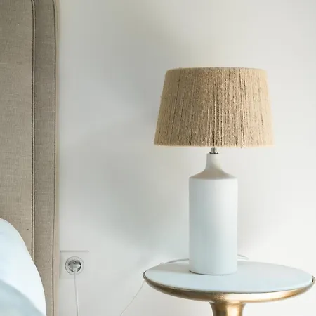 Sunny - Luxury Flat With Services アパート メジェーヴ