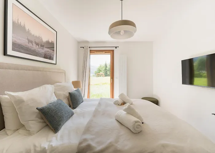 Sunny - Luxury Flat With Services